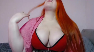 redhead_leah