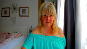 blonde_angel20