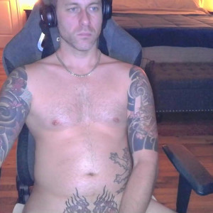 johnnyworkshard112358