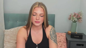 LilyBlondee