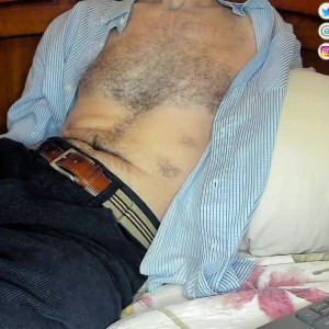 1_hairy_man