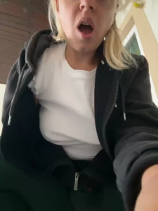 ladywithbigass