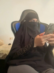 Hijabi_HotGirls