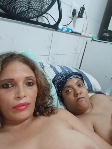 2Juicy_pussy