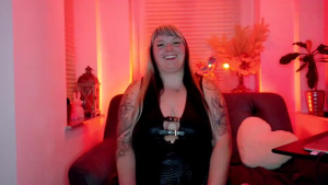 CurvyAngelina_Official