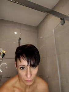 YOURHESZTIA