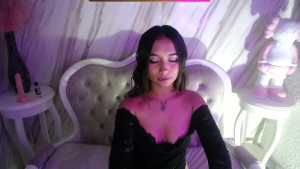 _ella_b
