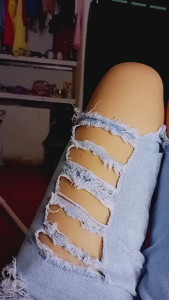 Scarlett_pee