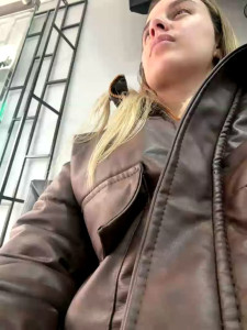 Abrilblond