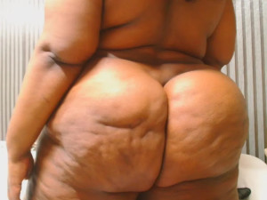 ROYALASS25