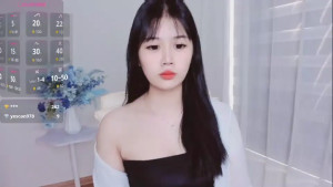 Crystal_Lea
