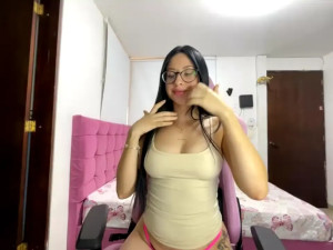 lucy_grey25