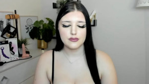 Miabrunette22