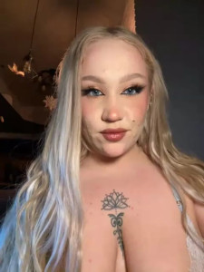 GlamorousBlonde