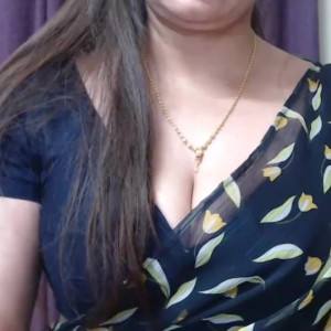 Desi_maisa130