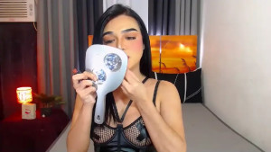 princesshugecumontop